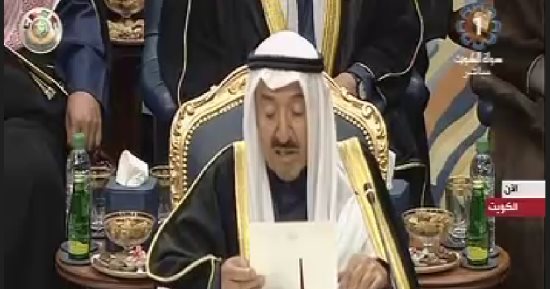 أمير الكويت يشارك فى القمة العربية الاقتصادية ببيروت