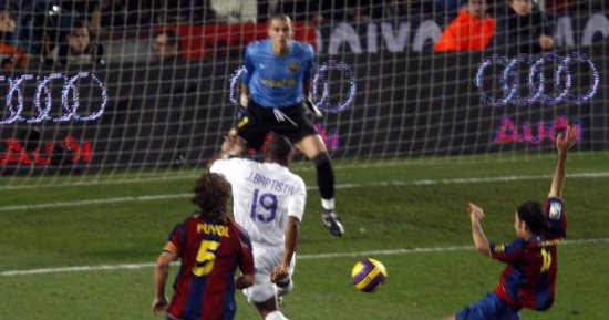 كلاسيكو 23 ديسمبر بين ريال مدريد وبرشلونة الـ 175 فى تاريخ الليجا 