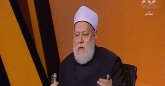 كل ثلاثاء.. على جمعة يرد على دعاوى وفتاوى الإرهابيين على CBC