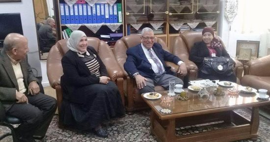 مدير معهد البيوتكنولوجي بجامعة مينيسوتا الأمريكية بزيارة لجامعة قناة السويس