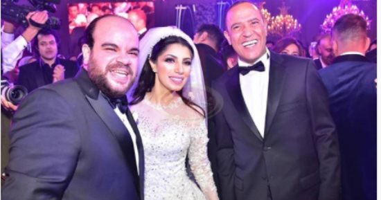 أشرف عبد الباقى مهنئا محمد عبد الرحمن نجم مسرح مصر: "ألف مبروك وربنا يهنيك"