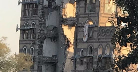 ننشر صورا للقصر الجمهورى بصنعاء بعد سيطرة الحوثيين عليه