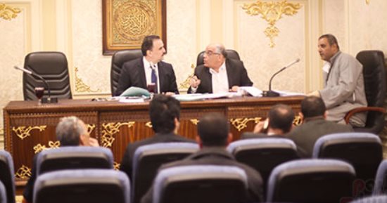 النائب نور الدين عبد الرازق: "بتوع تركيبات الغاز بيعاملونا من طرف مناخيرهم"
