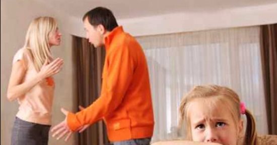 5 أمراض تصيب الطفل لو شاف مامته بتضرب باباه أبرزها الشذوذ
