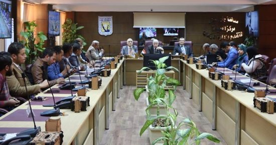 محافظ جنوب سيناء يلتقي بشباب مدن خليج السويس 