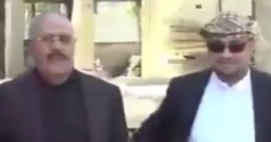 تداول فيديو لأخر ظهور للرئيس اليمنى السابق أمام منزله قبل اغتياله