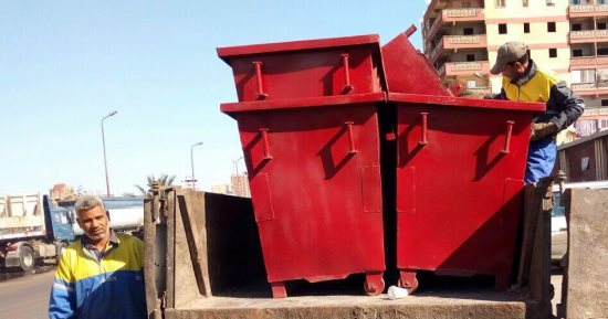 توزيع صناديق قمامة بطريق إسكندرية مطروح  وتطهير الشنايش بالعجمى