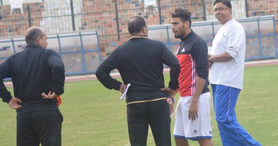 صور.. الجلسات الفردية سلاح أسامة عرابى قبل مواجهة الأهلي 