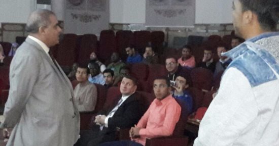 رئيس جامعة الأزهر يحاضر فى دورة بكلية اللغة العربية عن "مفاهيم نحوية خاطئة"