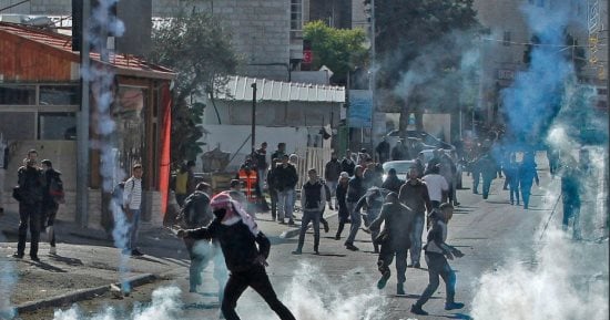 طائرة إسرائيلية تقصف بيت لاهيا شمال غزة.. وأنباء عن إصابات
