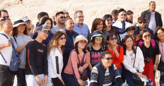 624 سائحا من مختلف الجنسيات يزورون مدينة دهب