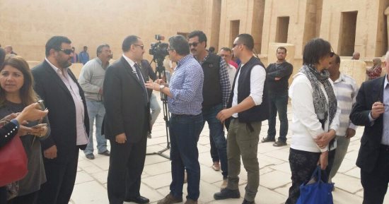النائب محمد الغول يرافق وزير الآثار فى احتفالية الانتهاء من ترميم "قدس الأقداس"