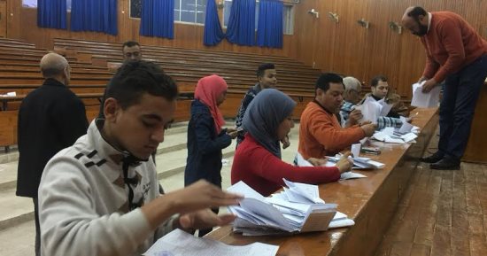 إعادة انتخابات اتحاد طلاب 16 كلية ومعهدا بجامعة أسيوط لعدم اكتمال النصاب