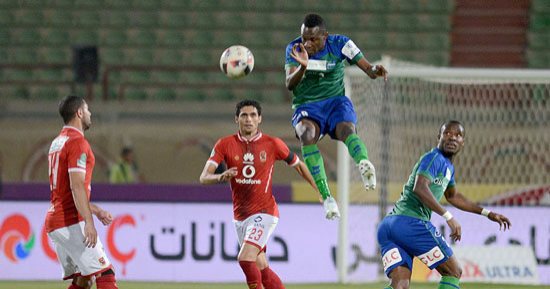 فيديو.. طرد صالح جمعة من مباراة المقاصة