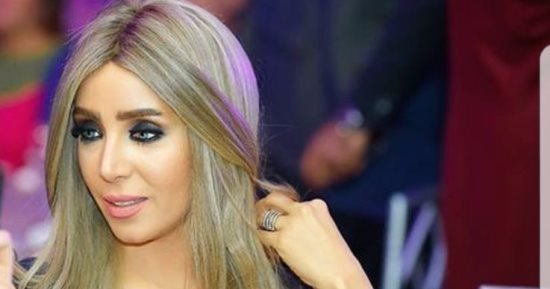 إيمان أبو طالب: مسرحية "فرصة سعيدة"  شجعتنى على العودة للتمثيل 