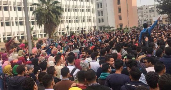 صور.. مظاهرات بجامعات مصر احتجاجا على قرار ترامب حول القدس