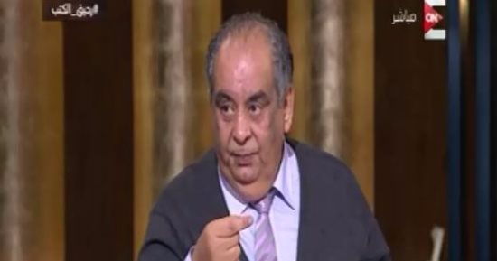 يوسف زيدان: هتلر وموسولينيى "بغال".. والديمقراطية أسوأ أنظمة الحكم عند "أفلاطون"