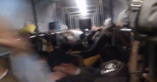 صور.. شكوى من ازدحام قطار "أبو قير-الإسكندرية" بصفة يومية
