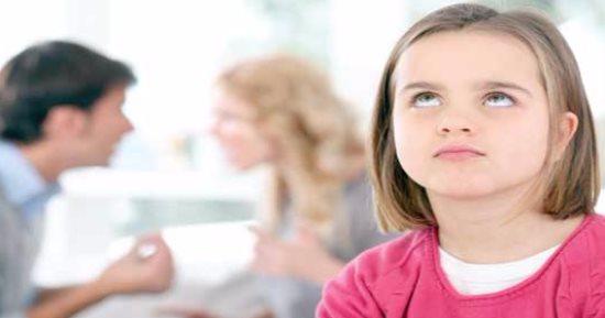 بين "بابا مبيحبكش" و "ماما وحشة".. كيف نهيئ الطفل لجلسات الرؤية؟