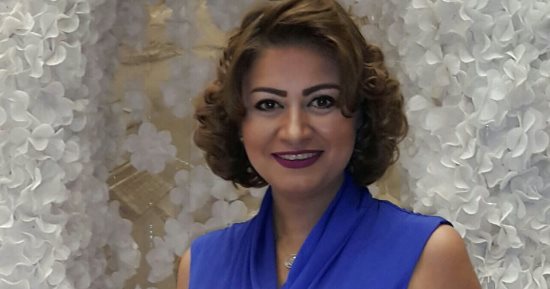 دينا فؤاد قنديل توقع عقد صدور آخر ما كتب والدها مع المصرية اللبنانية
