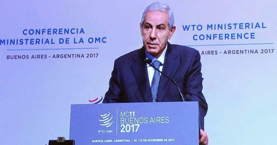 طارق قابيل يقرر استمرار فرض رسم الصادر على صادرات الأسمدة الأزوتية لمدة عام