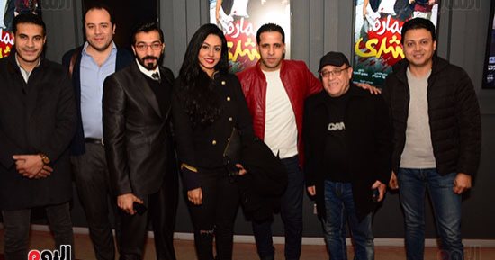 صور.. أسرة "عمارة رشدى" تحتفل بالعرض الأول للفيلم بالتجمع