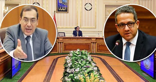 فى اجتماعها رقم 100.. حكومة شريف إسماعيل تعلن دخول حقل ظهر للشبكة القومية خلال أيام.. وزير البترول: الاكتفاء الذاتى من الغاز قبل نهاية 2018.. ووزير الآثار: الانتهاء من طريق الكباش منتصف العام المقبل