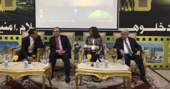 المصريون بالإمارات: ندعم الرئيس السيسى ونقدر ما يقوم به من جهود تنموية