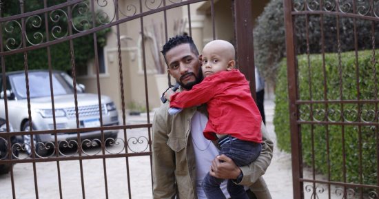 محمد رمضان يحقق حلم مريض بالسرطان بحضور تصوير فيلم الديزل