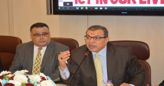 وزير القوى العاملة لطلاب تجارة الإسكندرية: الشباب مستقبل الوطن 
