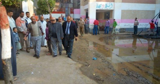  غرق مدرسة بالسنطة بسبب كسر ماسورة مياه