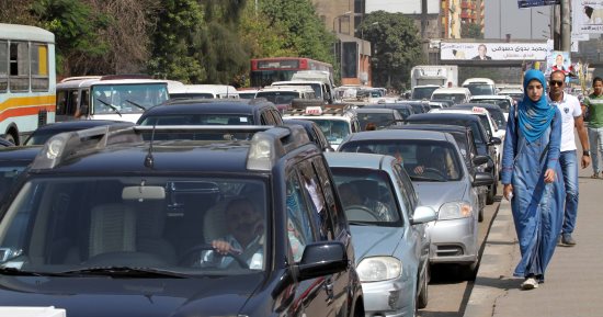 تعرف على الحالة المرورية بمحاور وميادين القاهرة