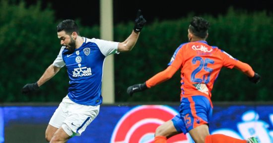 فيديو.. الهلال يتذوق الخسارة الأولى بالدورى بعد 415 يومًا على يد الفيحاء