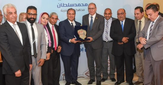 محافظ الإسكندرية يشهد حفل تكريم الأندية