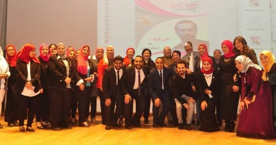 رئيس جامعة عين شمس يفتتح  البث الرسمى لراديو الجامعة بشعار  "عيش اللحظة"  