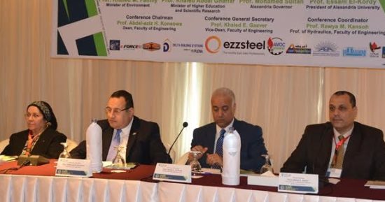رئيس جامعة الإسكندرية يفتتح مؤتمر "سد الفجوة بين البحث العلمى والحكومة"