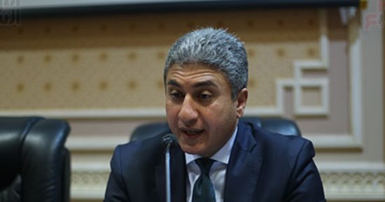 وزير الطيران: مشاركتنا فى بورصة برلين لدعم وزيرة السياحة