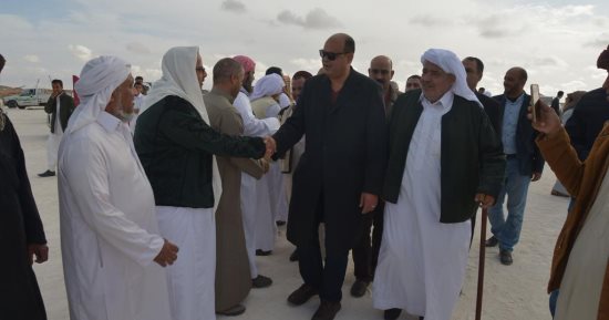 صور.. محافظ مطروح: صرف تعويضات أرض ميناء جرجوب لأهالي النجيلة الأحد المقبل