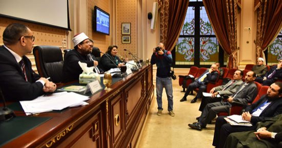 وزير الأوقاف أمام البرلمان: الرئيس والحكومة حريصون على حقوق الإنسان 