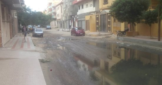 "مياه القناة" تواصل تطهير شبكات صرف أرض المزادات بالإسماعيلية
