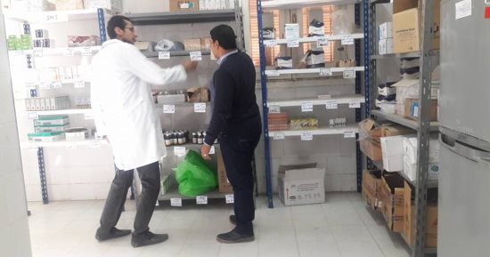 صور.. فريق من المكتب الفنى بصحة الأقصر يقود جولات على الوحدات الصحية بالزينية