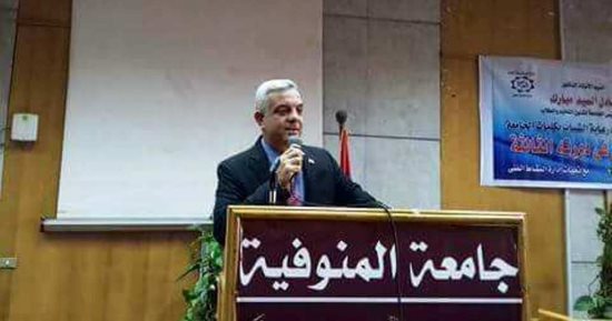 تكريم الطلاب الفائزين فى مهرجان المسرح بجامعة المنوفية