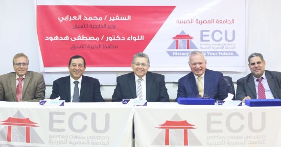 أشرف الشيحى: على الشباب الانفتاح على كل وسائل المعرفة وتعلم التفكير الناقد