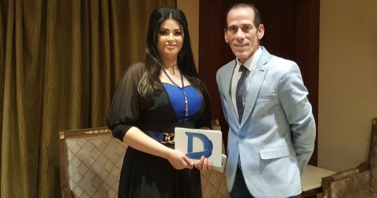 محمود عزب يكشف كواليس تجسيده لرموز الإخوان فى "بالألوان الطبيعية"