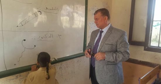 بسبب عدم الانضباط.. استبعاد مدير مدرسة وإحالة 17 معلما للتحقيق بالفيوم