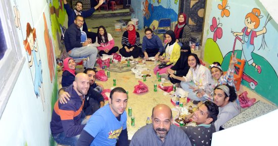 "ظاظا" عمل دار ضيافة لأهالى أطفال السرطان و "ارسم البهجة" لونوا الحدوتة