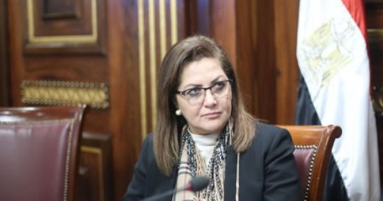 وزيرة التخطيط: قانون الخدمة المدنية يقضى على الواسطة.. وجار تأهيل الموظفين