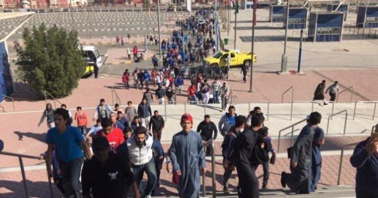 فيديو.. جماهير الكويت تتوافد على ملعب جابر لحضور افتتاح كأس الخليج