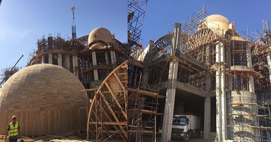 بدء فرش مقر قداس عيد الميلاد بكنيسة العاصمة الإدارية.. زكى عابدين: العاصمة الجديدة المكان الأكثر أمنا للصلاة.. عدم وجود مبان سكنية مجاورة يسهل تأمينها.. وإقامة القداس رغم عدم اكتمال الإنشاء تنفيذا لوعد الرئيس
