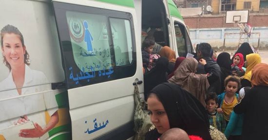 فيديو.. إقبال كبير على قوافل "مستقبل وطن" بالشرقية وعلاج 5 آلاف فى 3 محافظات (صور)